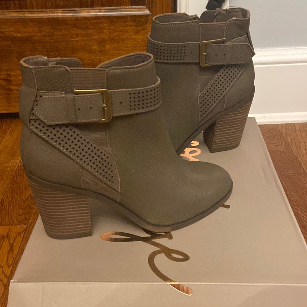 Brand New Never Worn